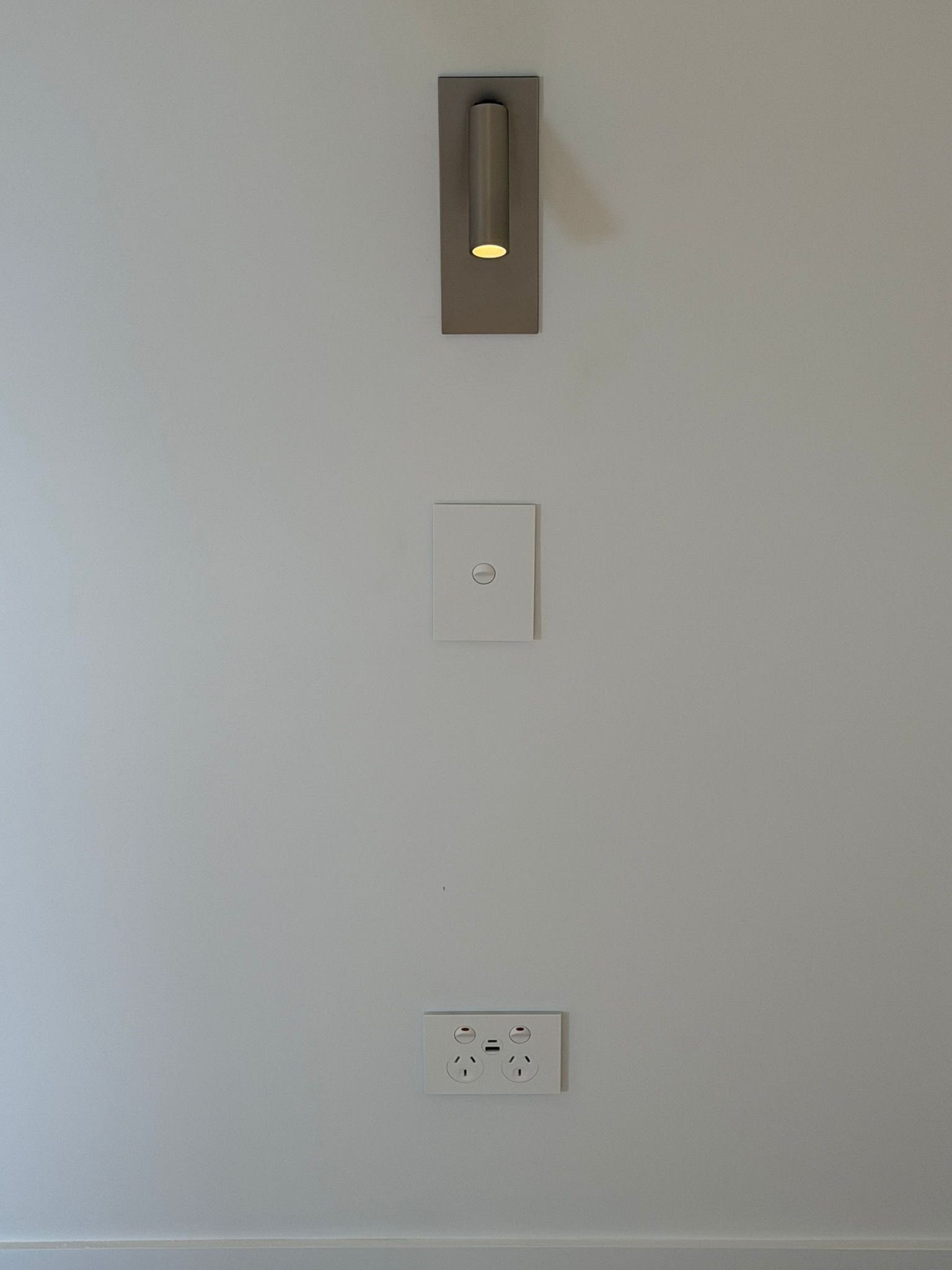 Clean wall switch installation